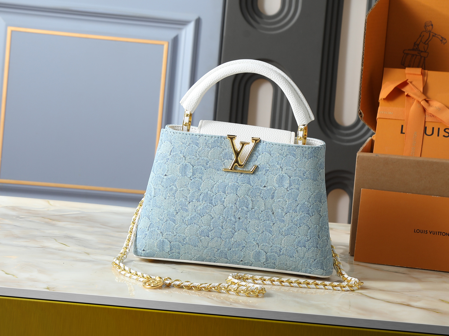 Louis Vuitton LV Classic Handbag Premium Canvas Model M29459 Interior Pocket Fashion Statement Premium Quality